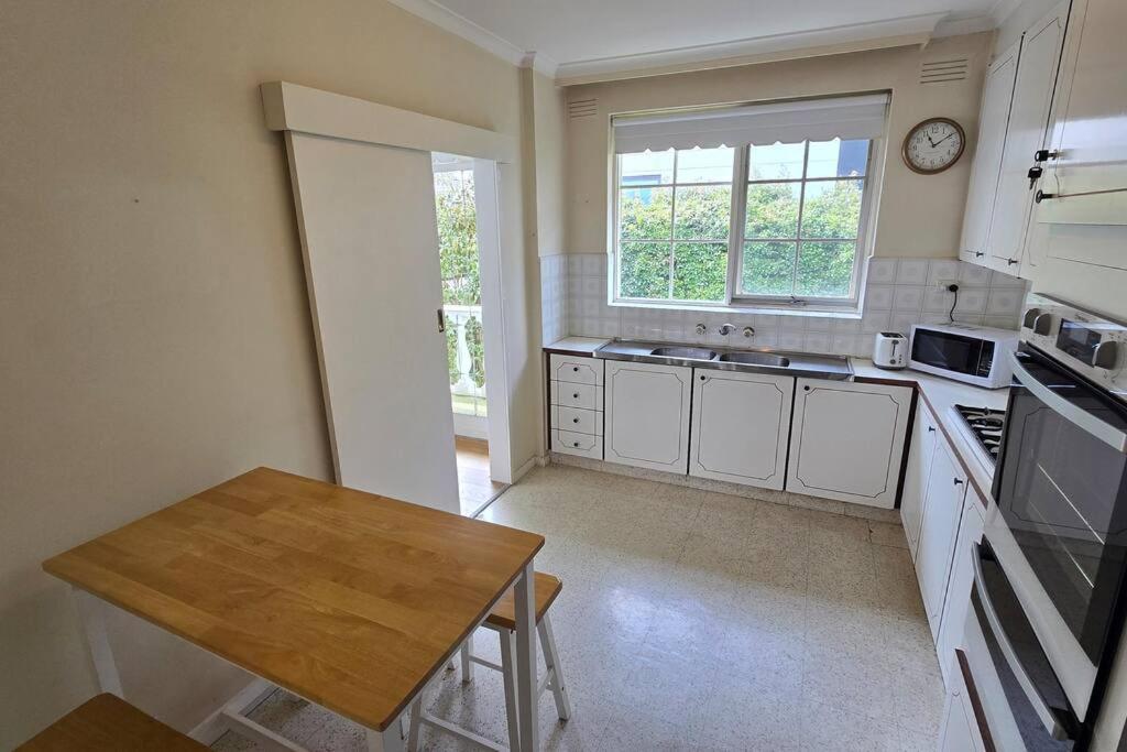 מלבורן Elsternwick Easy Living - 2 Bedroom Sleeping 4 מראה חיצוני תמונה